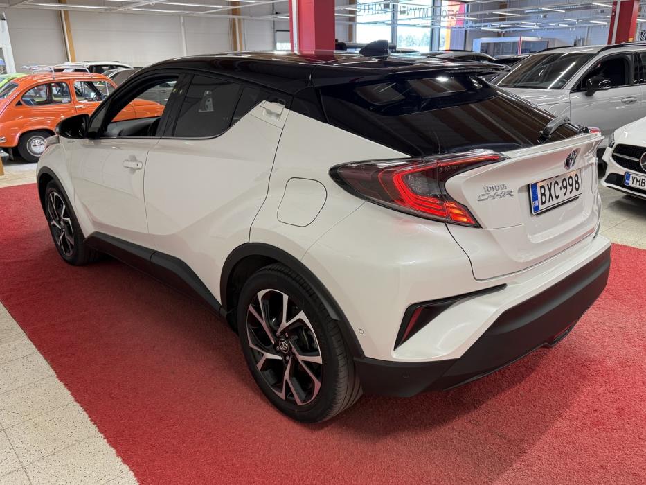 TOYOTA C-HR 2019