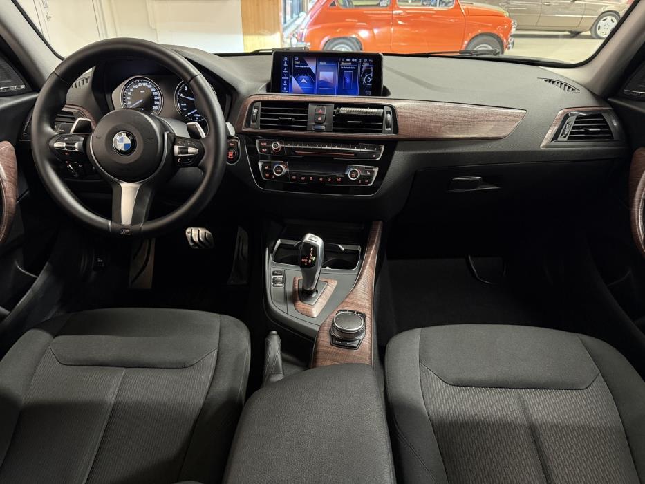 BMW 118 2017
