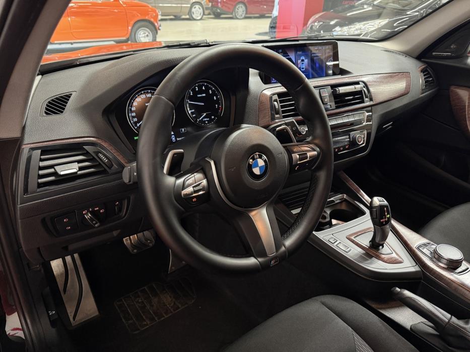 BMW 118 2017