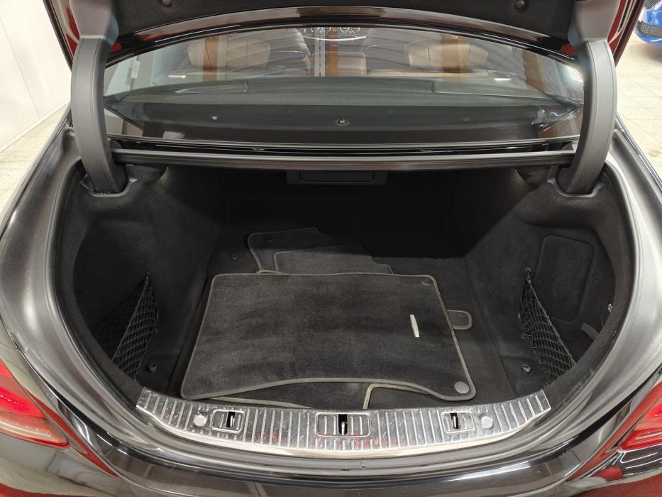 MERCEDES-BENZ S 2019