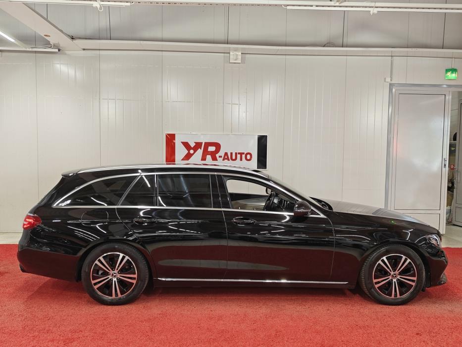 MERCEDES-BENZ E 2019