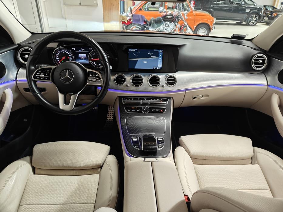 MERCEDES-BENZ E 2019