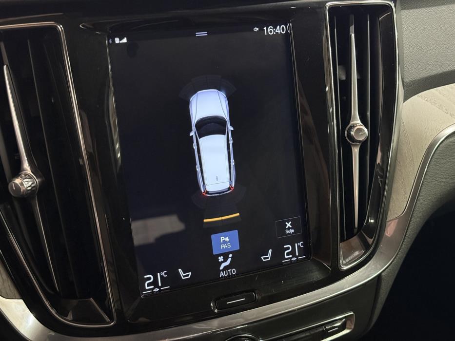 VOLVO V60 2020