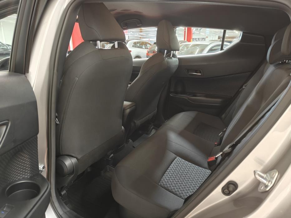 TOYOTA C-HR 2020