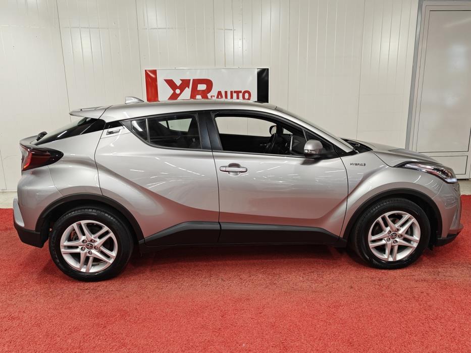 TOYOTA C-HR 2020