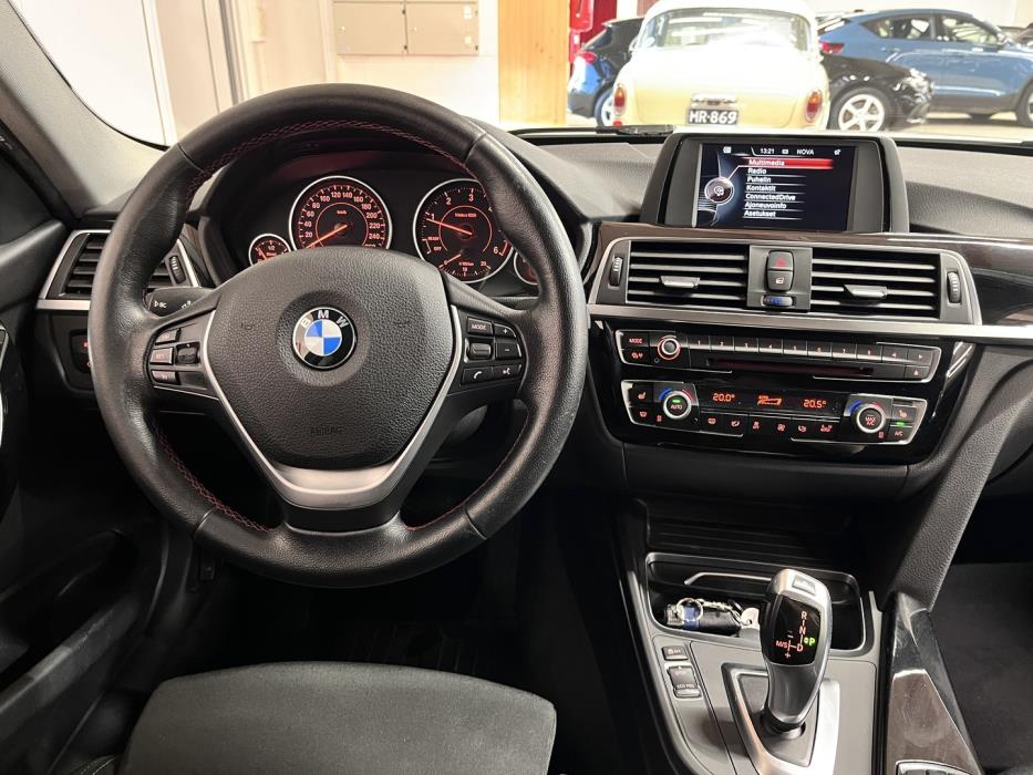 BMW 320 2016