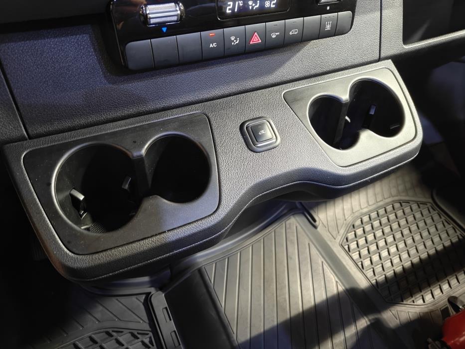 MERCEDES-BENZ Sprinter 2022