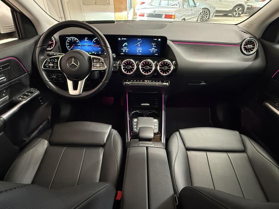 MERCEDES-BENZ EQA 2023