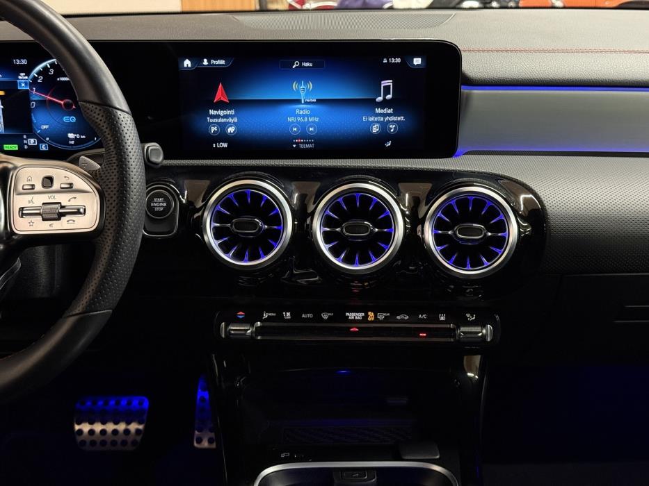 MERCEDES-BENZ CLA 2023