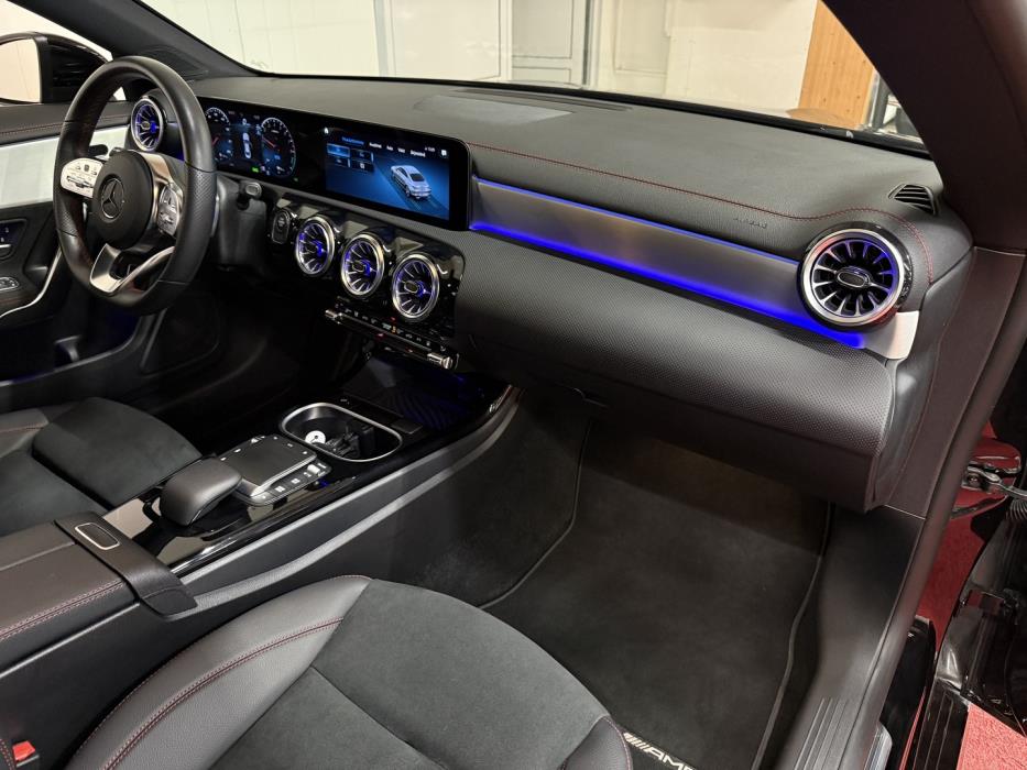 MERCEDES-BENZ CLA 2023