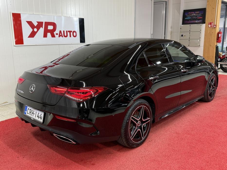 MERCEDES-BENZ CLA 2023