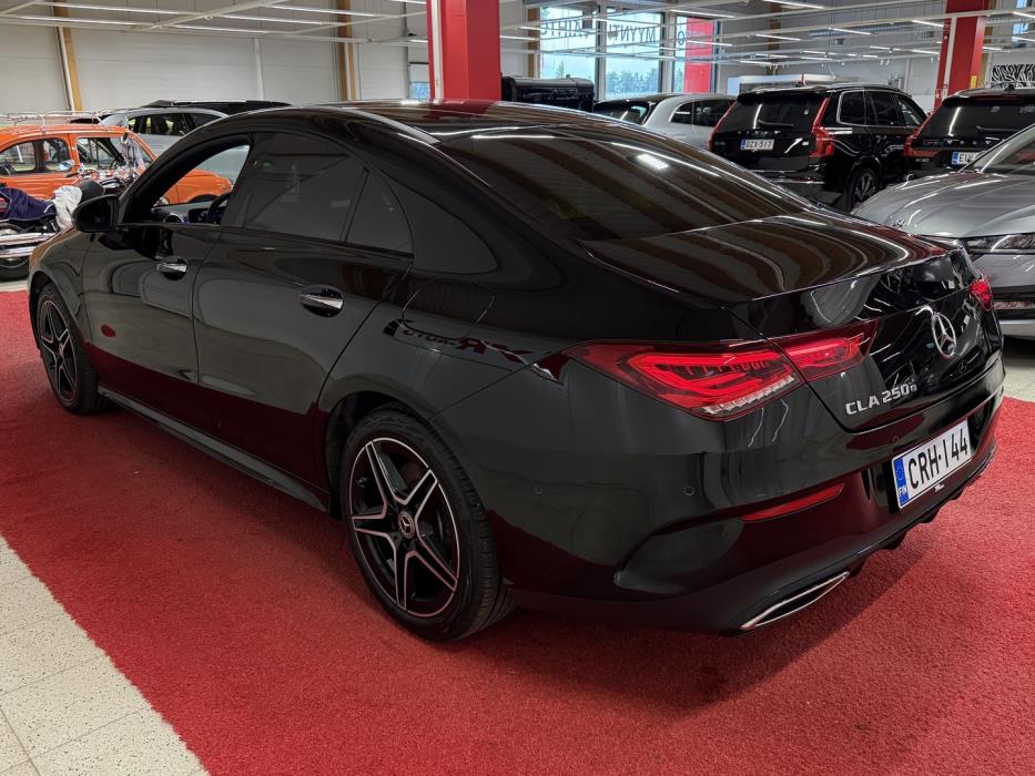 MERCEDES-BENZ CLA 2023