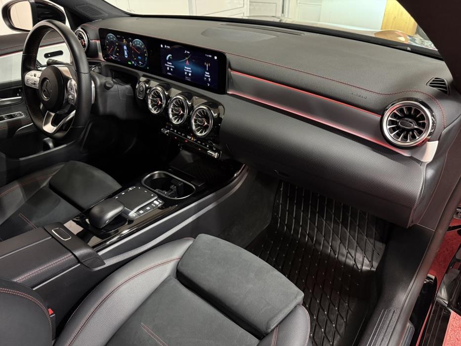 MERCEDES-BENZ CLA 2023