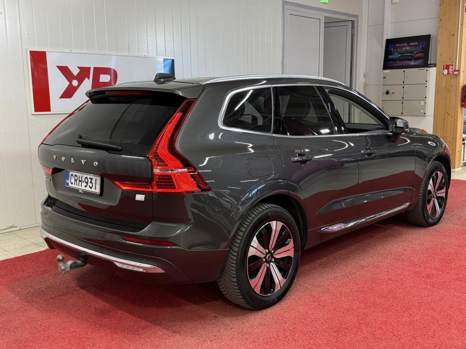 VOLVO XC60 2023