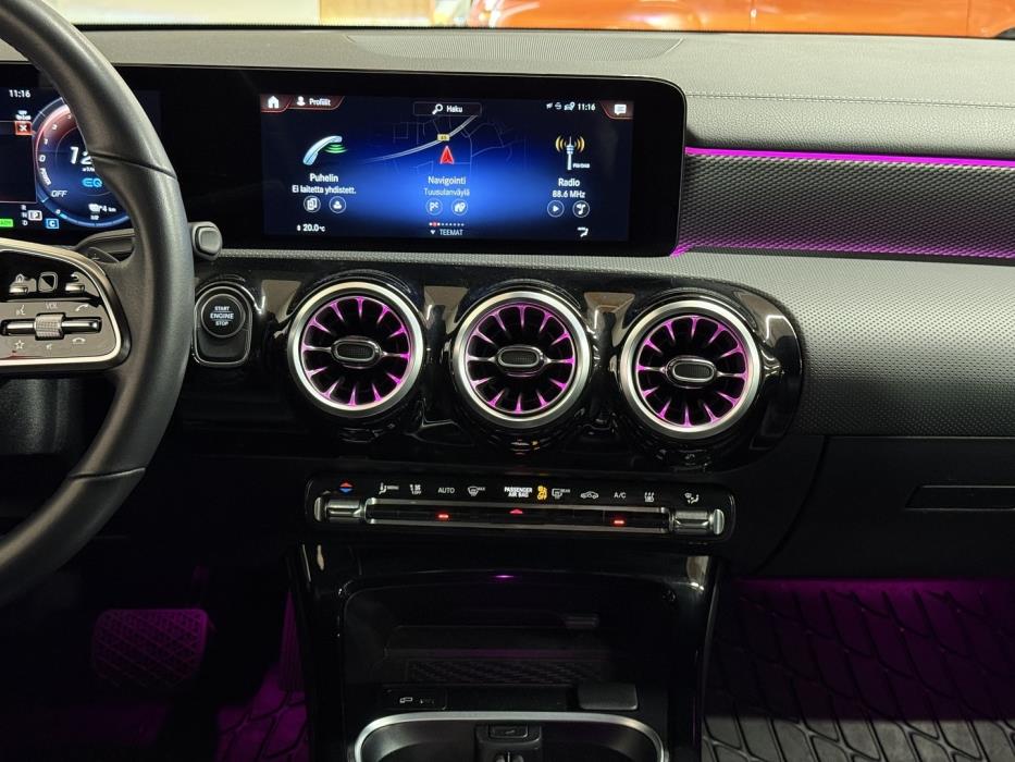 MERCEDES-BENZ CLA 2023