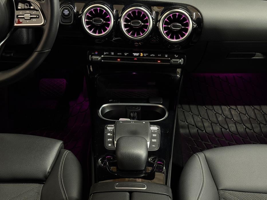 MERCEDES-BENZ CLA 2023
