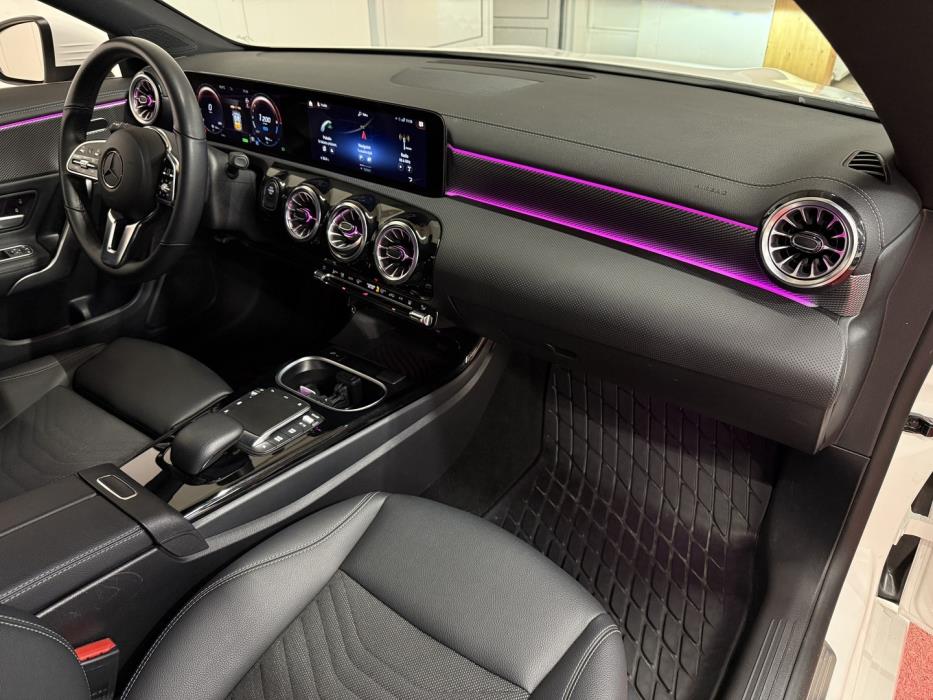 MERCEDES-BENZ CLA 2023