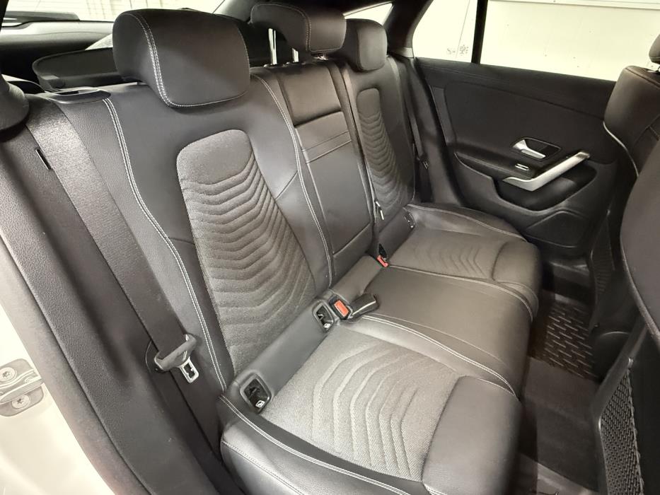 MERCEDES-BENZ CLA 2023