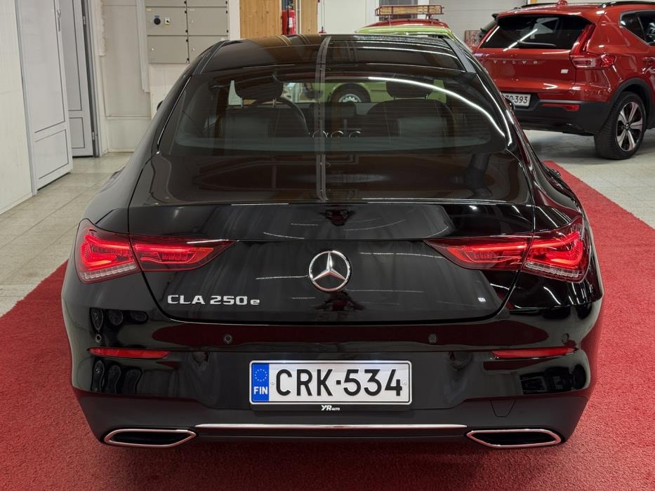 MERCEDES-BENZ CLA 2023