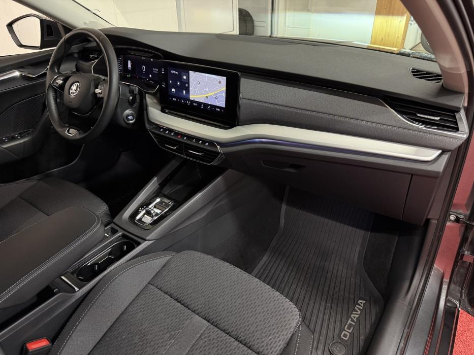 SKODA Octavia 2023