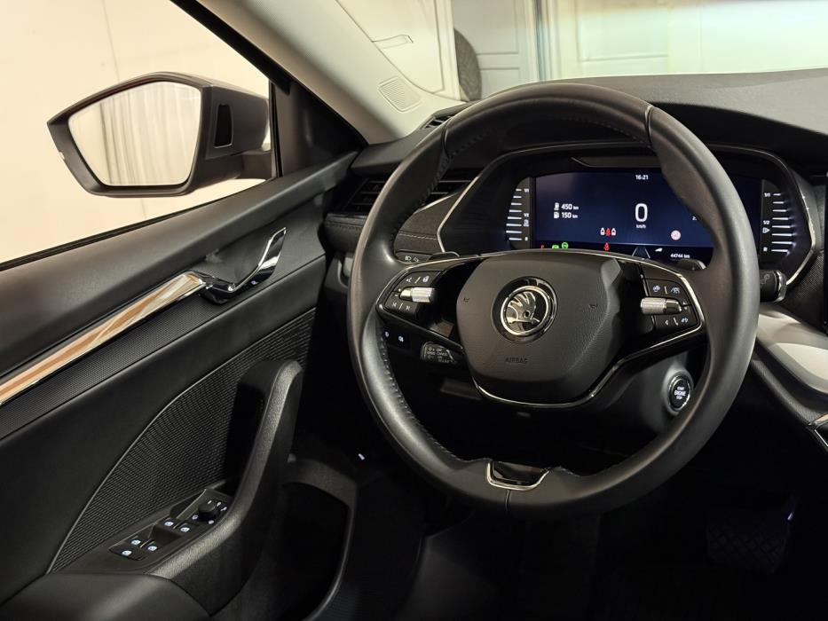 SKODA Octavia 2023