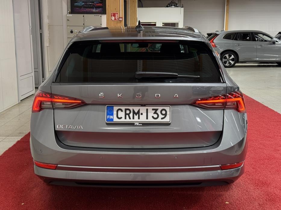 SKODA Octavia 2023