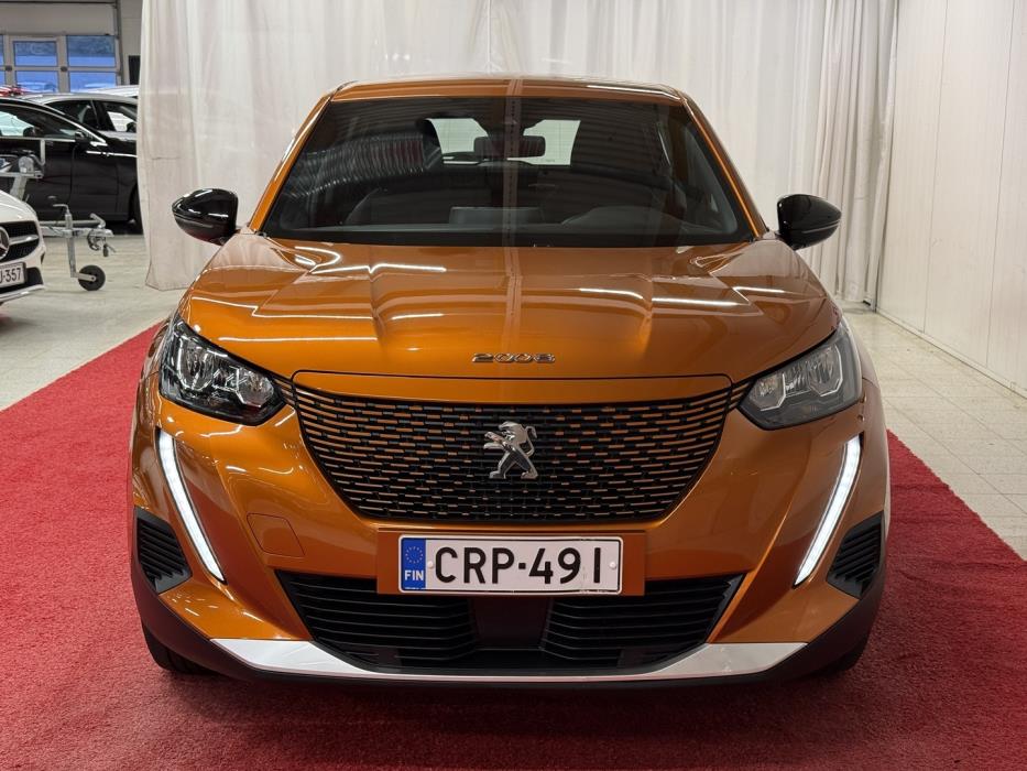 PEUGEOT e-2008 2023