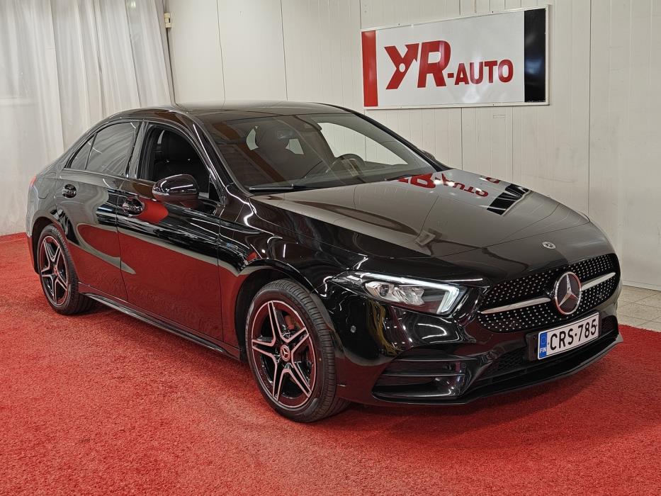 MERCEDES-BENZ A 2021