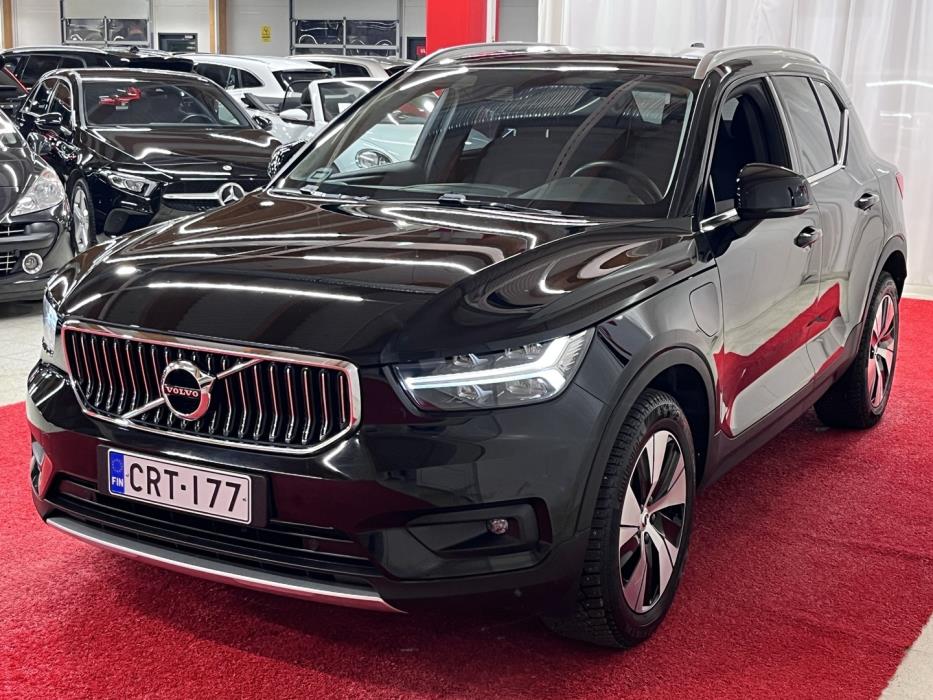 VOLVO XC40 2021