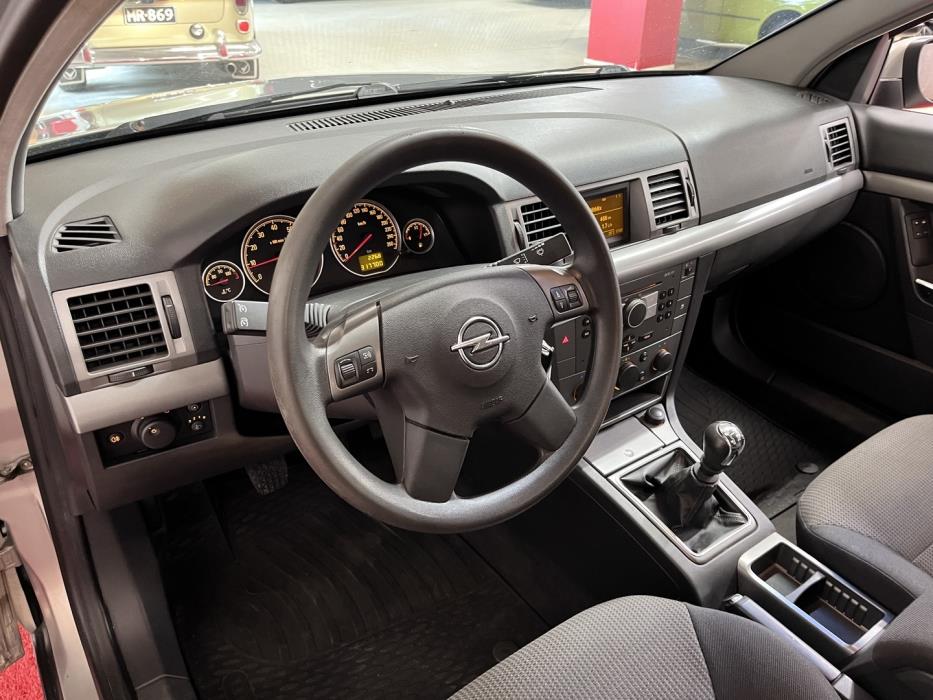 OPEL Vectra 2005