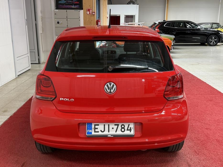 VOLKSWAGEN Polo 2009