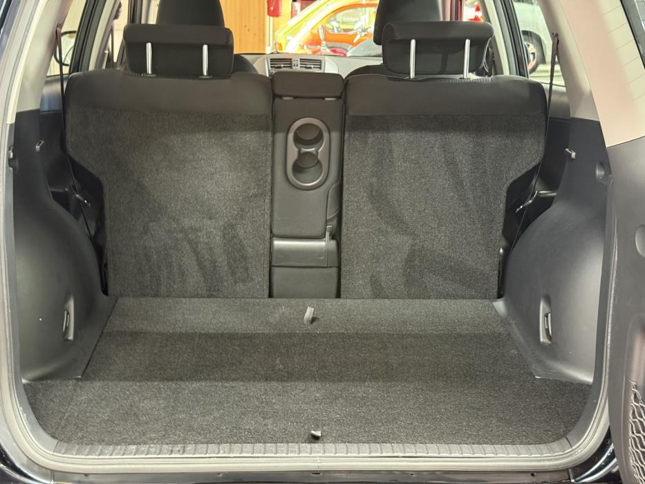 TOYOTA RAV4 2010