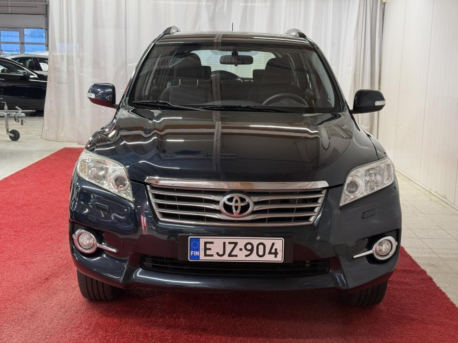 TOYOTA RAV4 2010