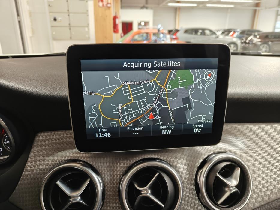 MERCEDES-BENZ GLA 2017