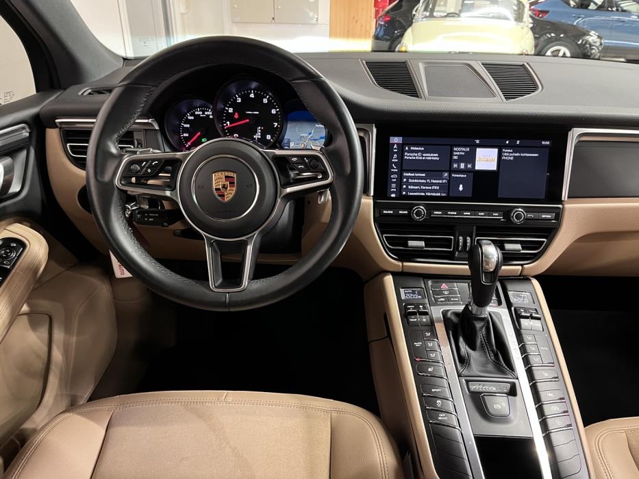 PORSCHE Macan 2019