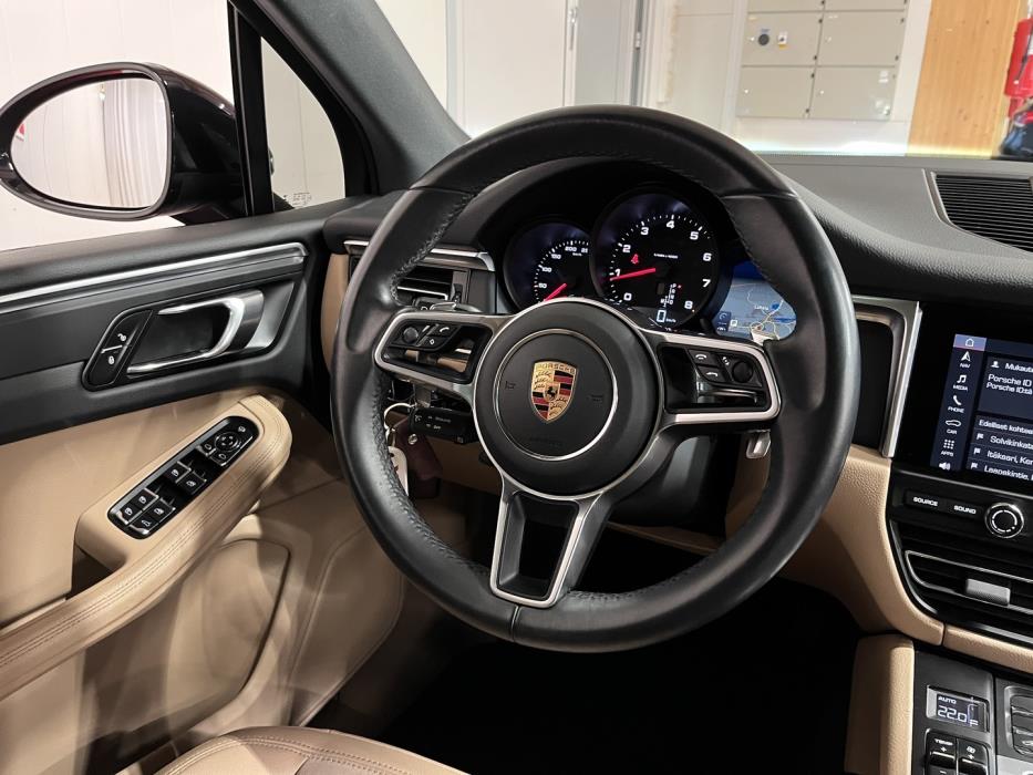 PORSCHE Macan 2019