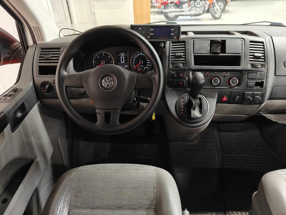 VOLKSWAGEN TRANSPORTER 2012
