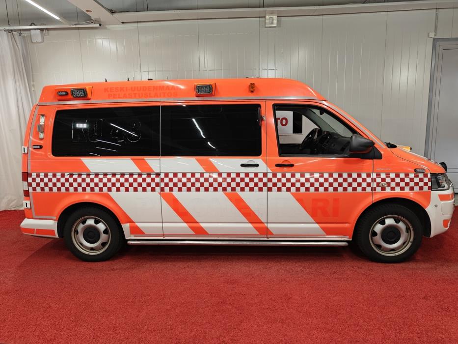 VOLKSWAGEN TRANSPORTER 2012