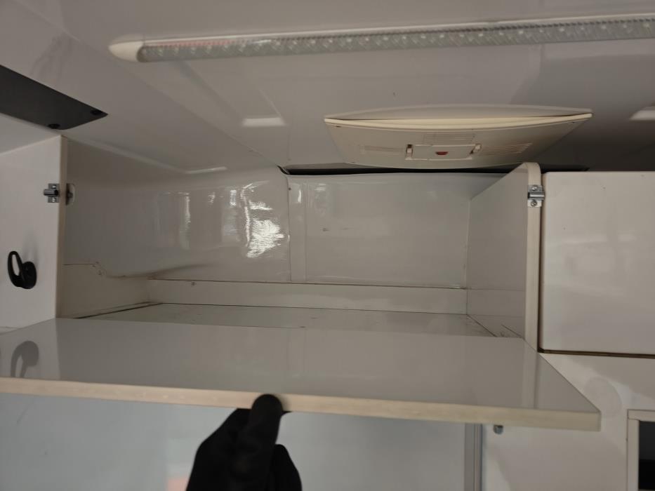VOLKSWAGEN TRANSPORTER 2012