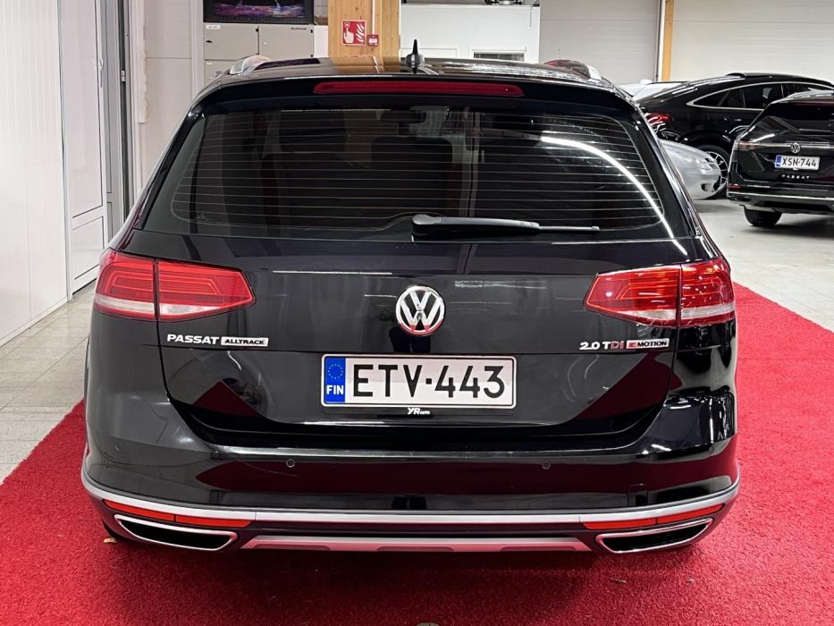VOLKSWAGEN Passat 2017