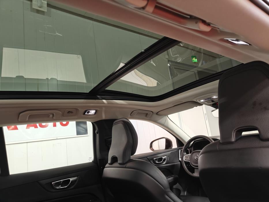 VOLVO V60 2019