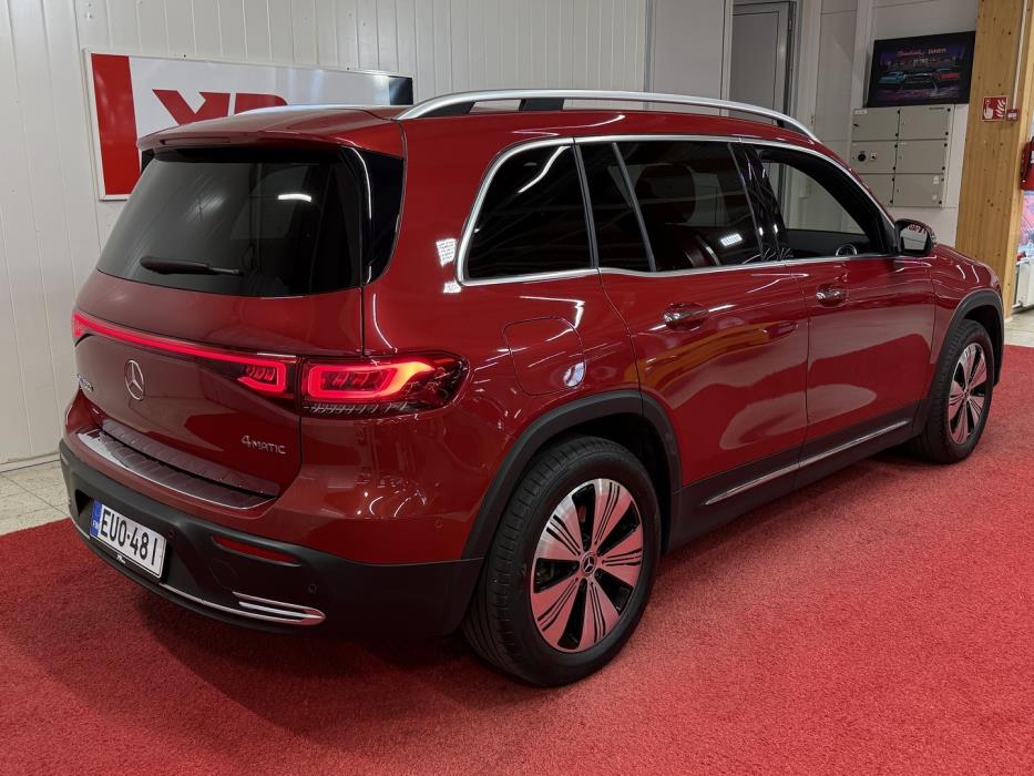 MERCEDES-BENZ EQB 2023
