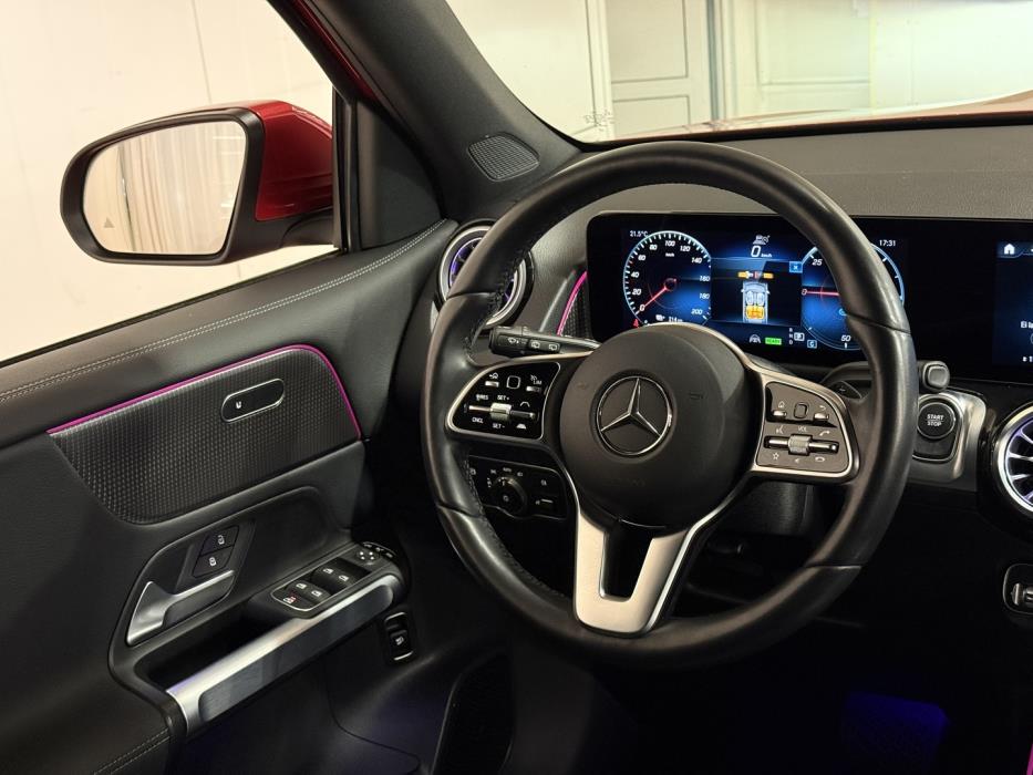 MERCEDES-BENZ EQB 2023