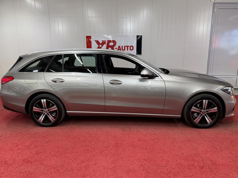 MERCEDES-BENZ C 2023