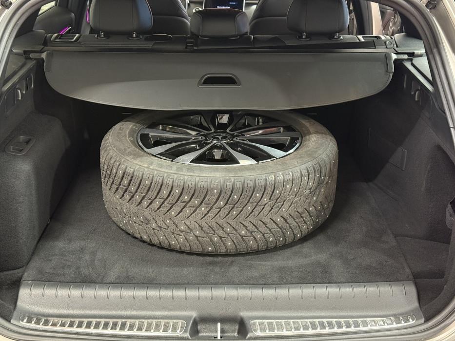 MERCEDES-BENZ C 2023