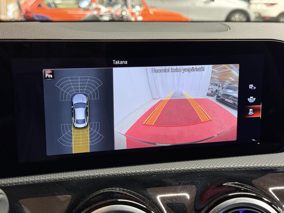 MERCEDES-BENZ CLA 2023