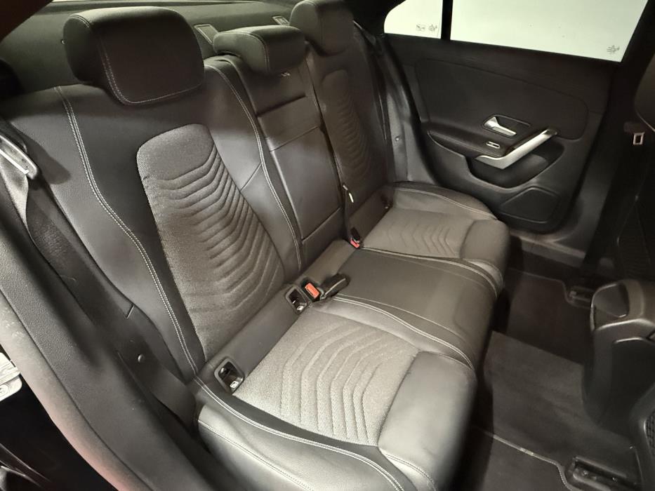 MERCEDES-BENZ CLA 2023