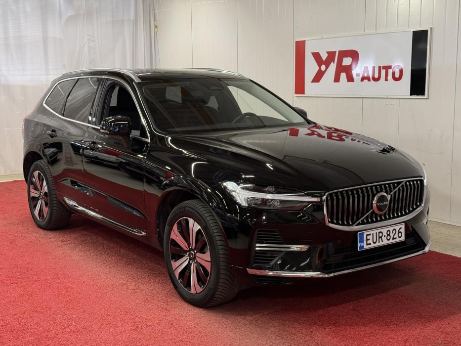 VOLVO XC60 2023