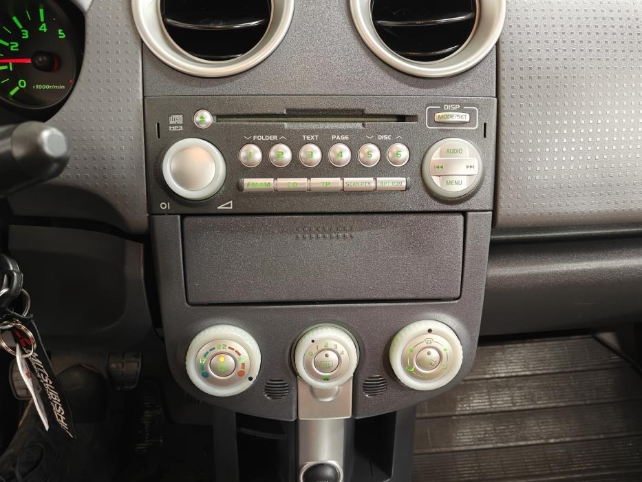 MITSUBISHI COLT 2007