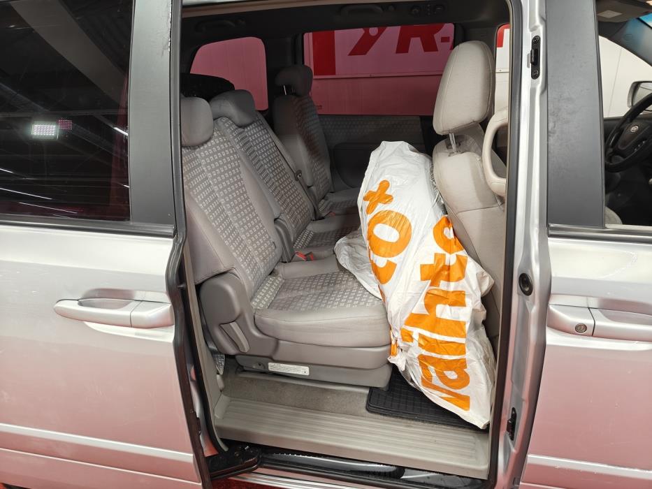 KIA Carnival 2008